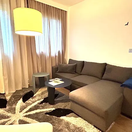 Big Eiffel Tower View